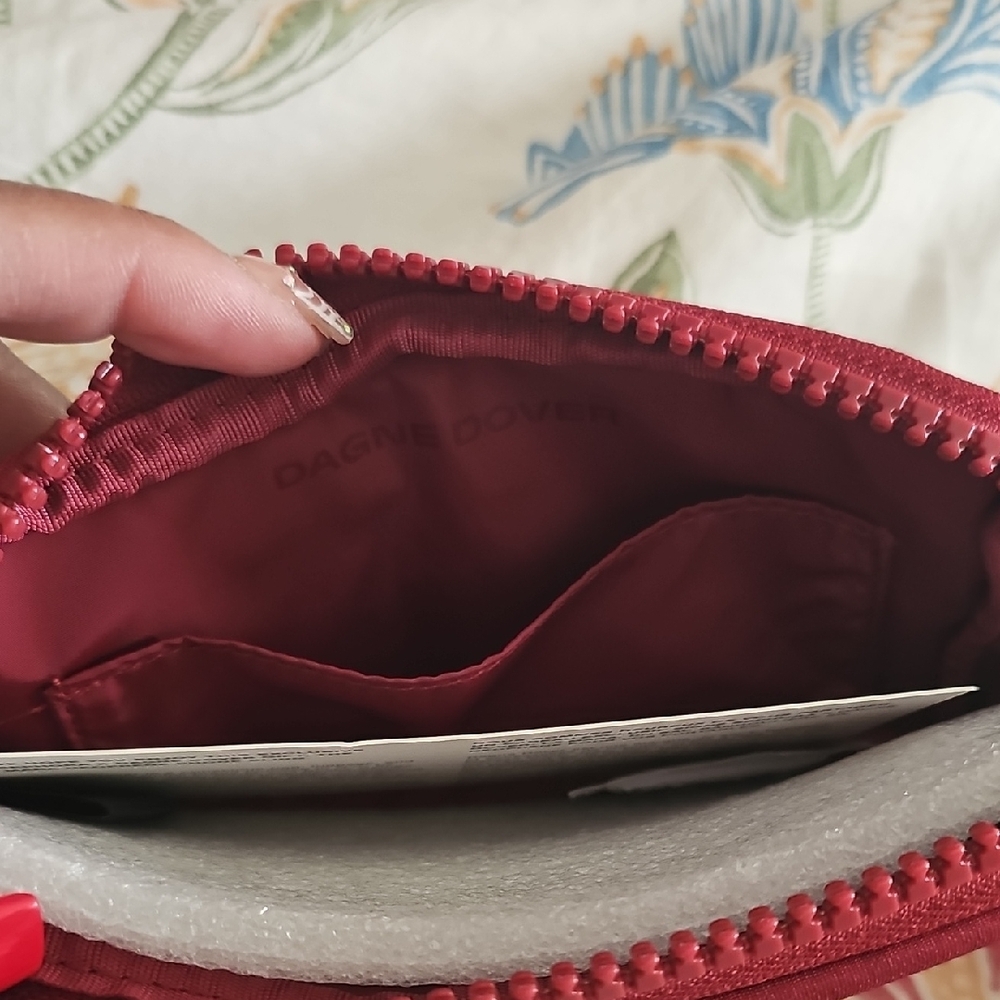 Dagne Dover Scarlet Crossbody Bag - Picture 4 of 5